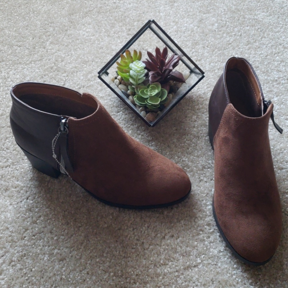 Brand new women bootie 7